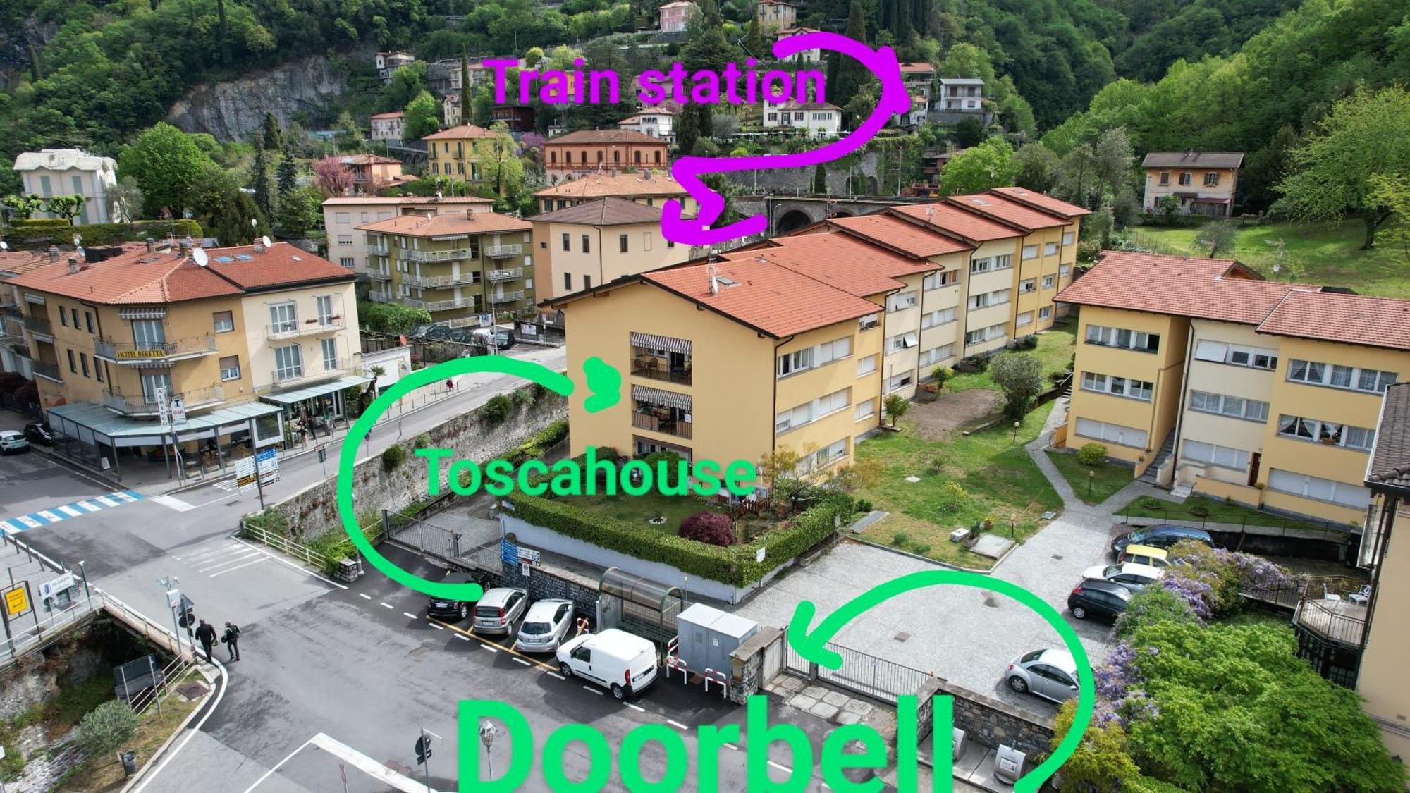 ヴァレンナ Tosca House 2 Bed & Breakfast エクステリア 写真